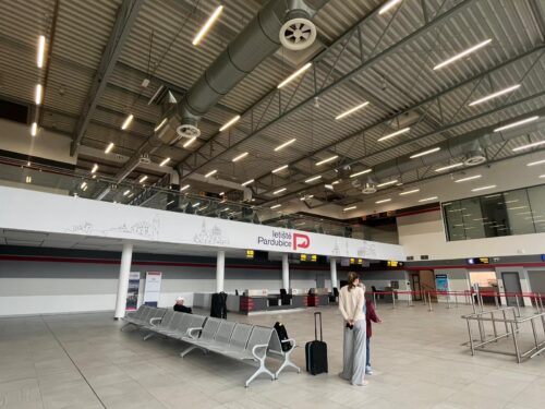 Z Pardubic na dovolenou pohodlněji. Letiště otevřelo nové patro za desítky milionů